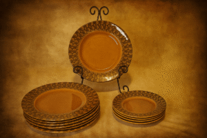 Vintage 1970s Brown & Amber Stoneware Plates – Leaf Border Set